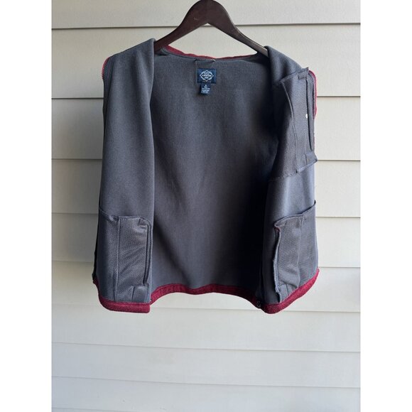 St. John’s Bay Men’s Performance Fleece Vest Maroon Sz M Windproof Water Resista - Picture 3 of 8